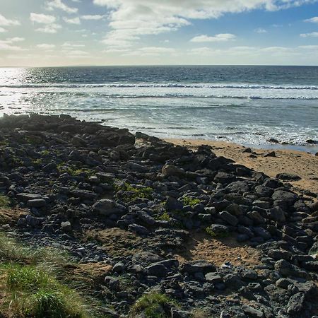 1844 Seascape Cottage Is Located On The Wild Atlantic Way Fanore Exteriör bild