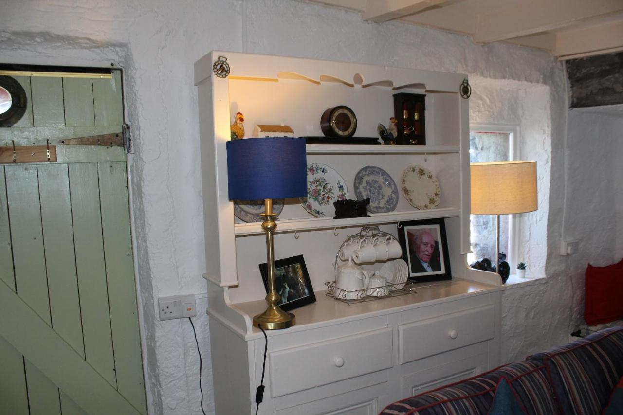 1844 Seascape Cottage Is Located On The Wild Atlantic Way Fanore Exteriör bild