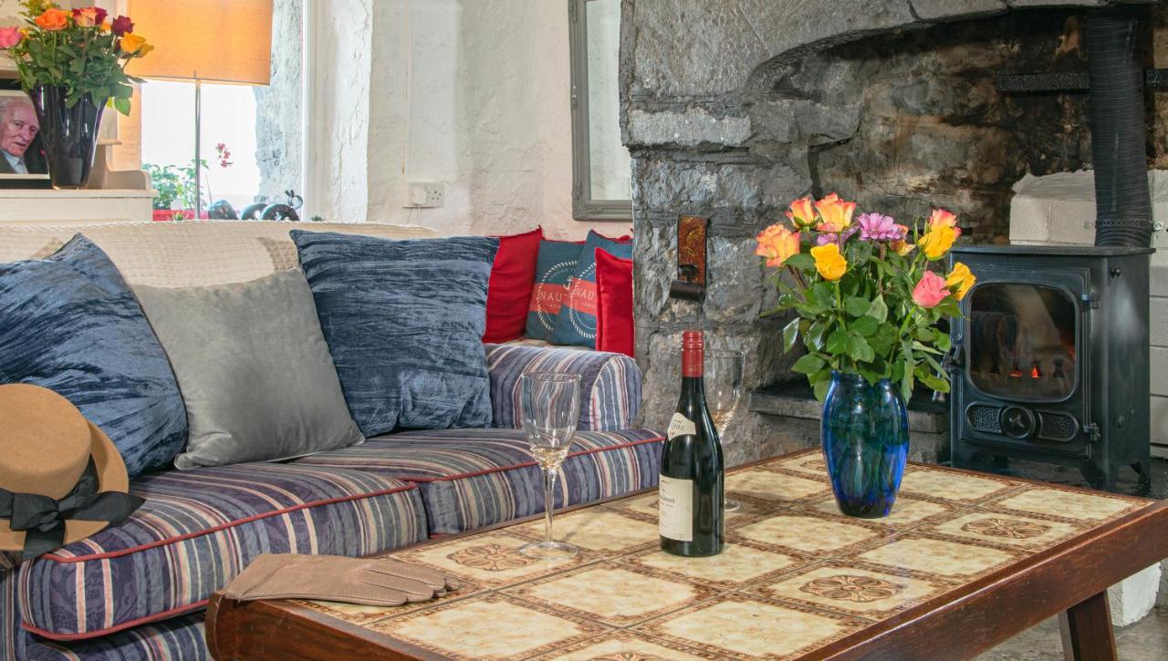 1844 Seascape Cottage Is Located On The Wild Atlantic Way Fanore Exteriör bild