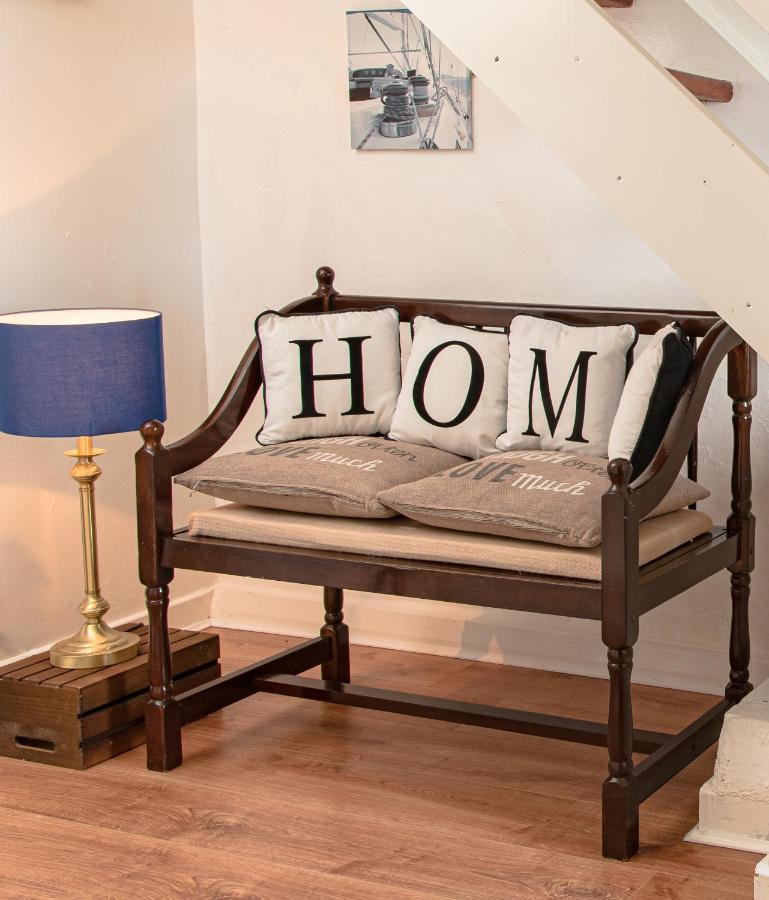 1844 Seascape Cottage Is Located On The Wild Atlantic Way Fanore Exteriör bild