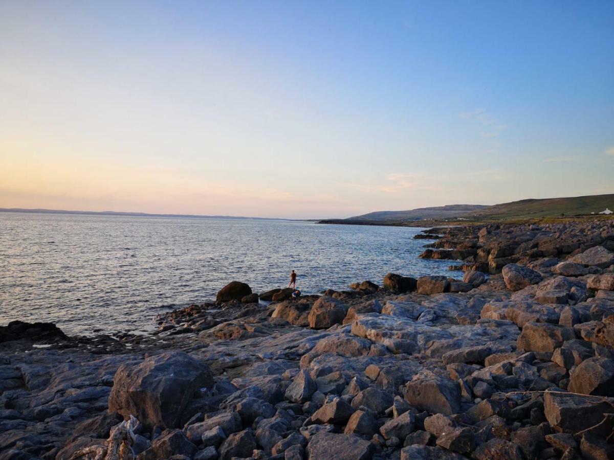 1844 Seascape Cottage Is Located On The Wild Atlantic Way Fanore Exteriör bild