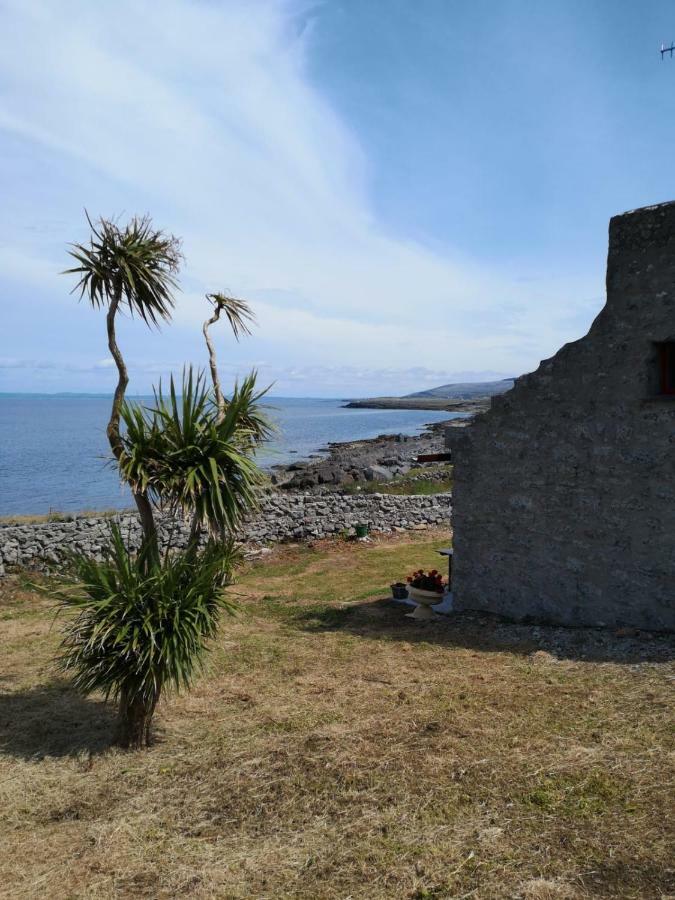 1844 Seascape Cottage Is Located On The Wild Atlantic Way Fanore Exteriör bild